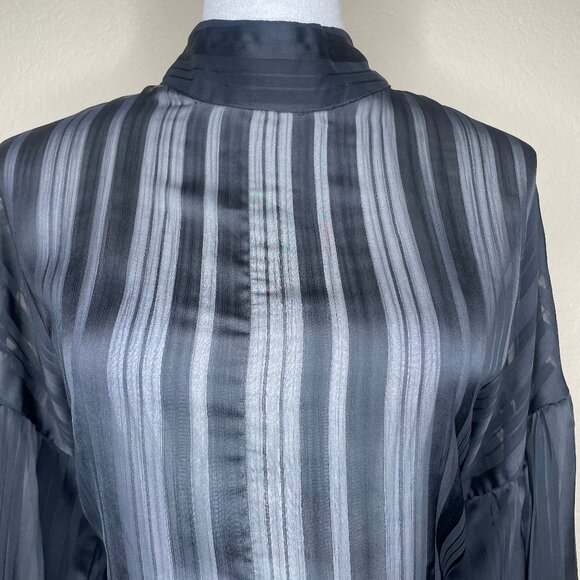 H&M Women's Black Sheer Stripe Weave Mock Neck Balloon Sleeve Blouse Plus Sz 14 - Picture 2 of 12